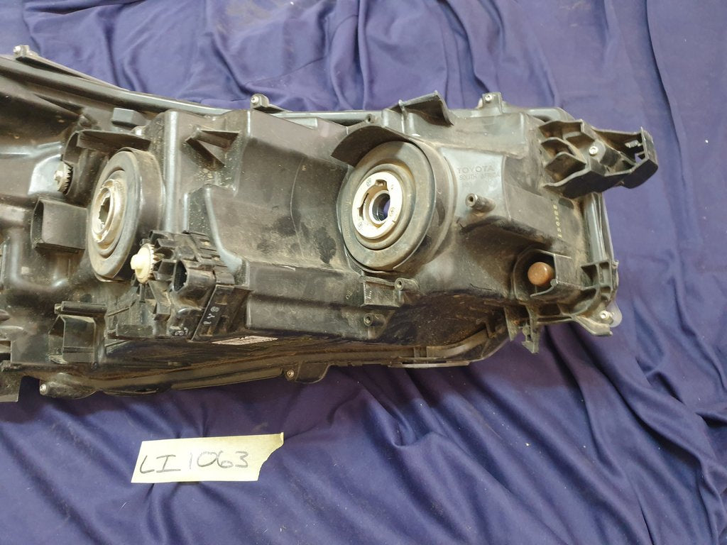 Toyota Hilux Left Headlight