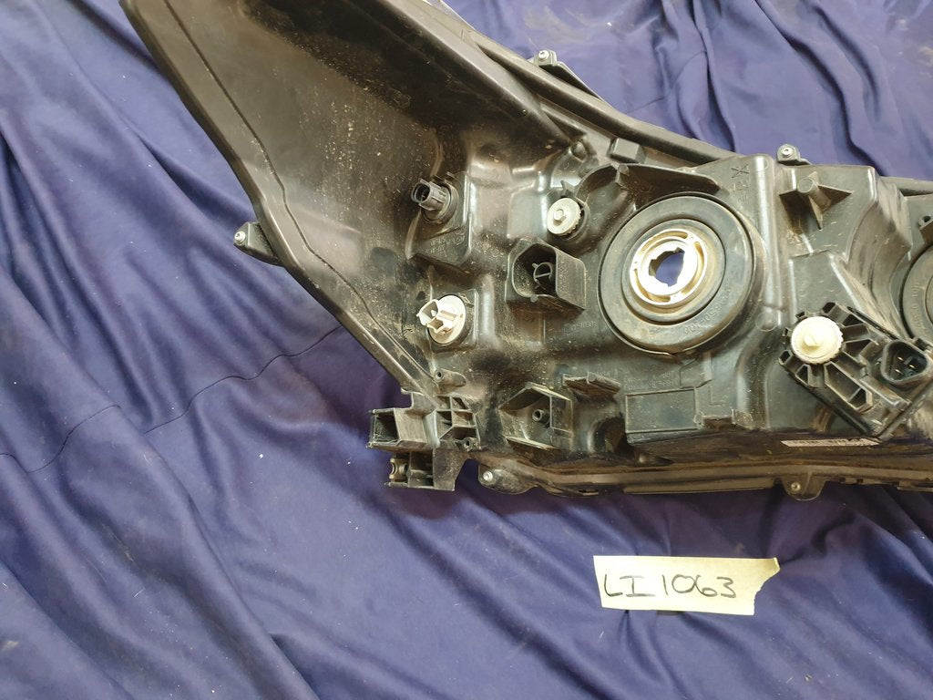 Toyota Hilux Left Headlight