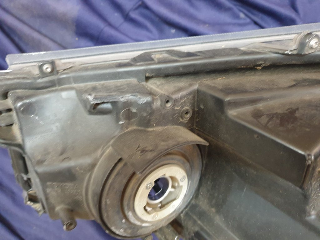 Toyota Hilux Right Headlight