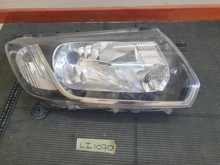 Renault Sandero Right Headlight