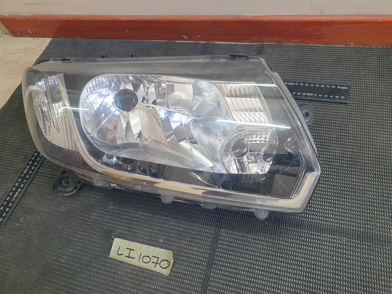 Renault Sandero Right Headlight