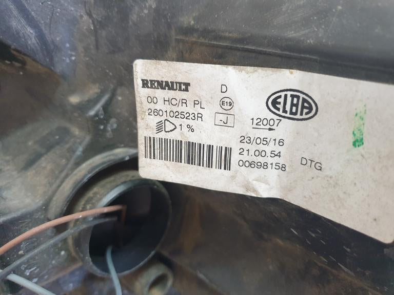 Renault Sandero Right Headlight