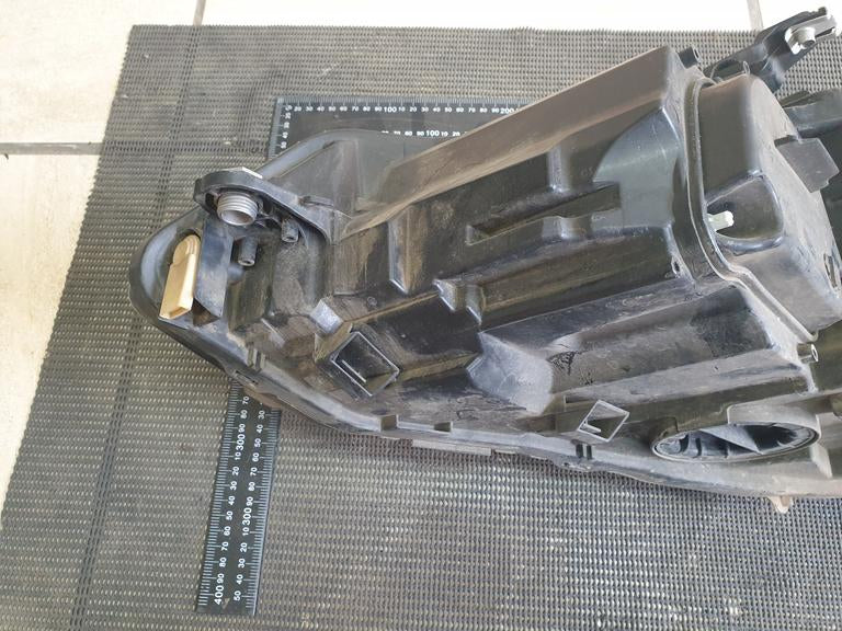 Volkswagen Golf MK8 Right Headlight