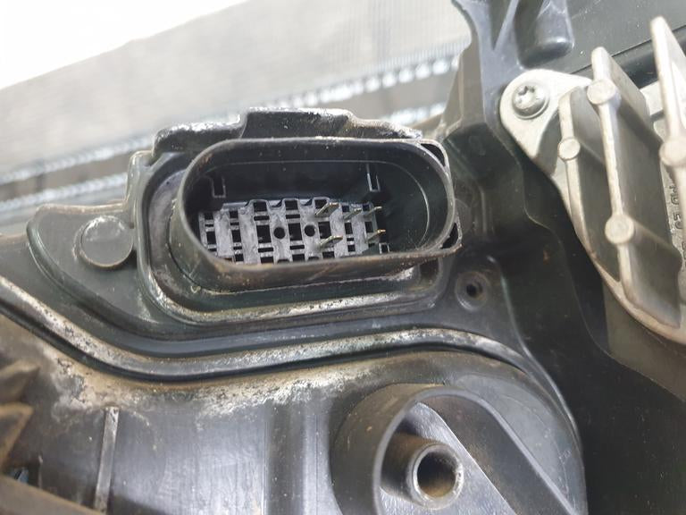 Volkswagen Golf MK8 Right Headlight