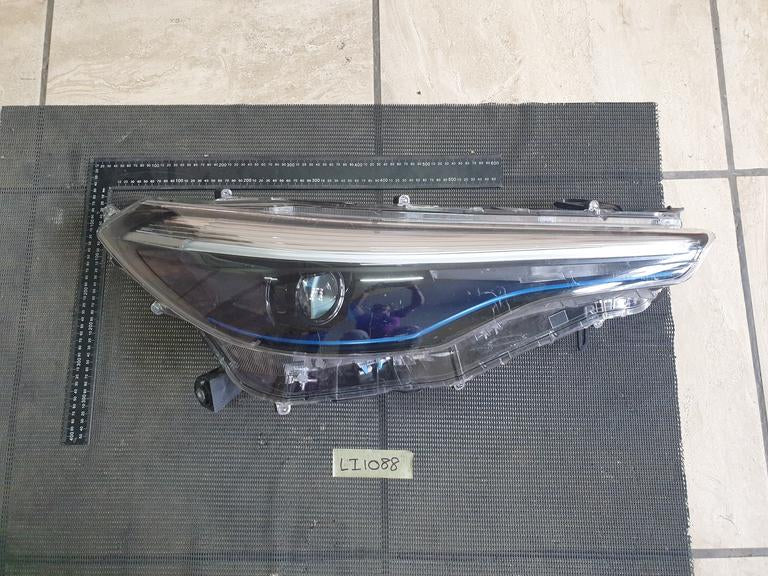 Toyota Corolla Cross Right Headlight