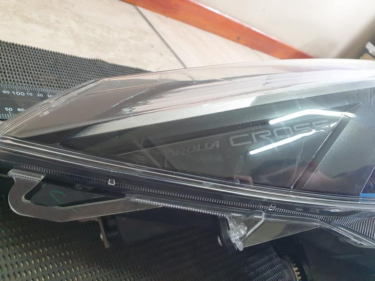 Toyota Corolla Cross Right Headlight