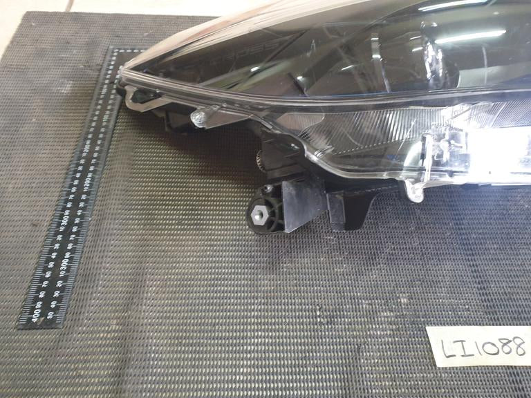 Toyota Corolla Cross Right Headlight