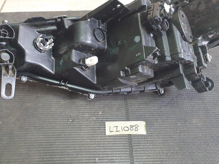 Toyota Corolla Cross Right Headlight