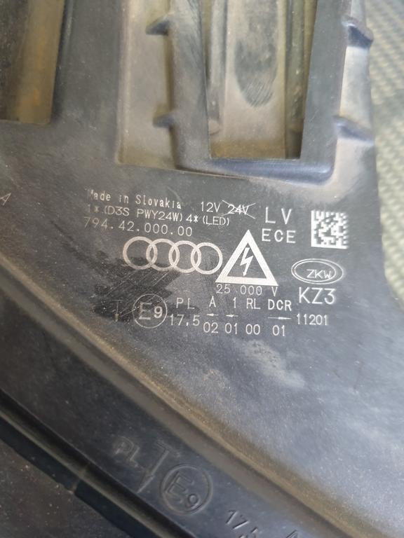 Audi A1 Right Headlight