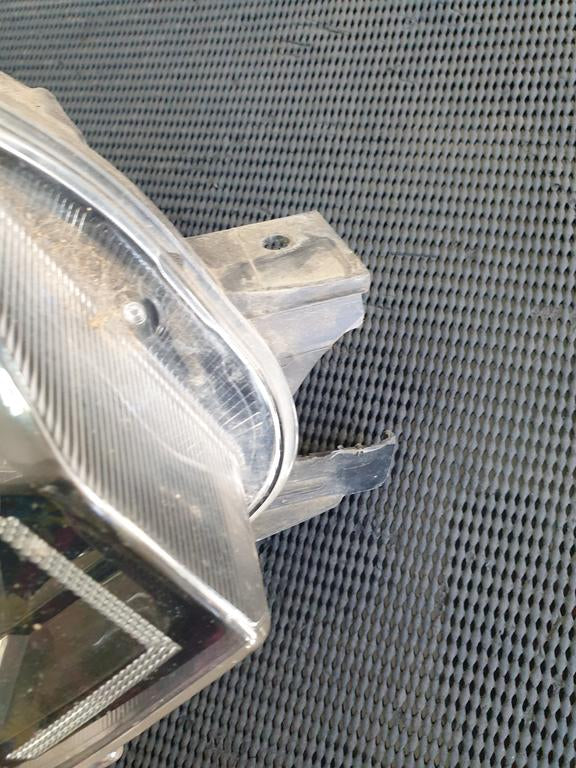 Renault Triber Right Headlight