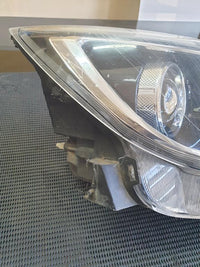 Renault Triber Right Headlight