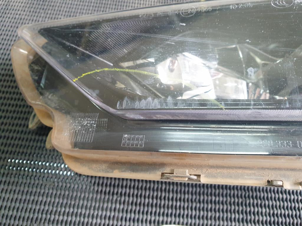 Volkswagen Amarok Left Front Fog Light