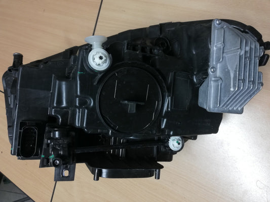 Mercedes-Benz GLA W247, H247 Right Headlight