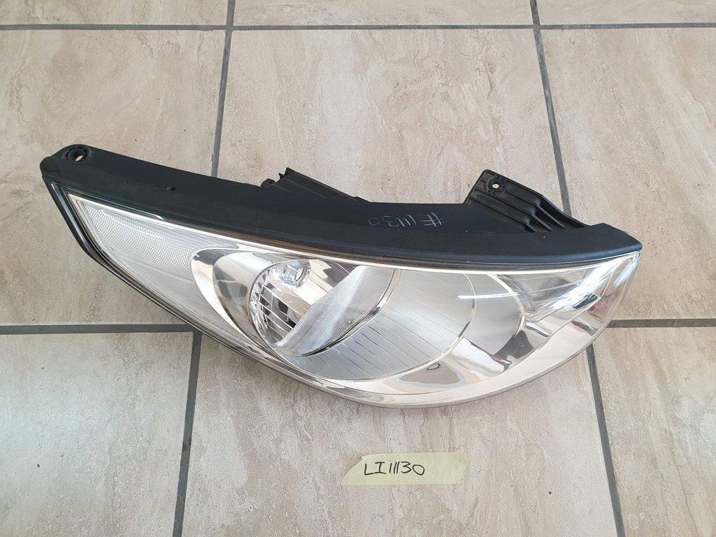 Hyundai ix35 2011 Right Headlight