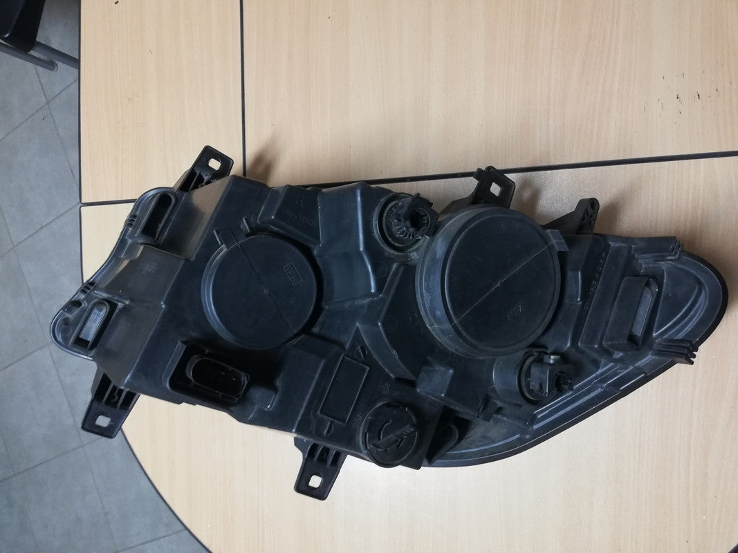 Mercedes-Benz Sprinter W910 Right Headlight