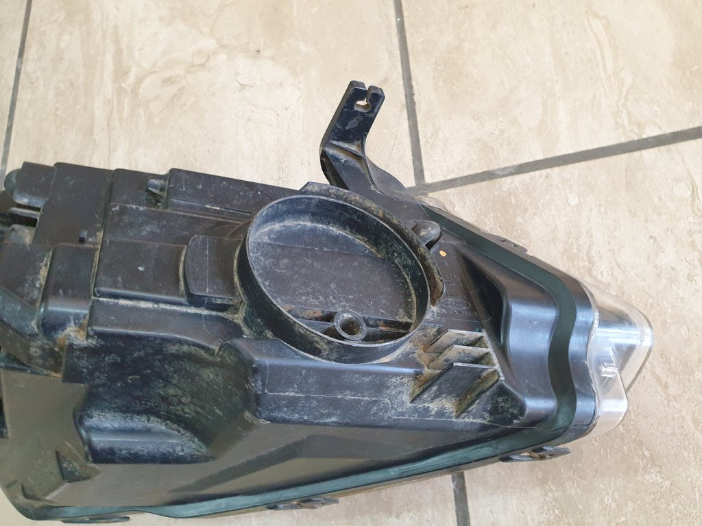 Ford Transit 2016 Left Headlight