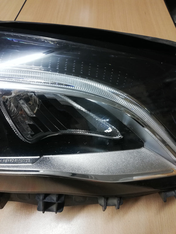Mercedes-Benz GLA W156, 2019 Right Headlight