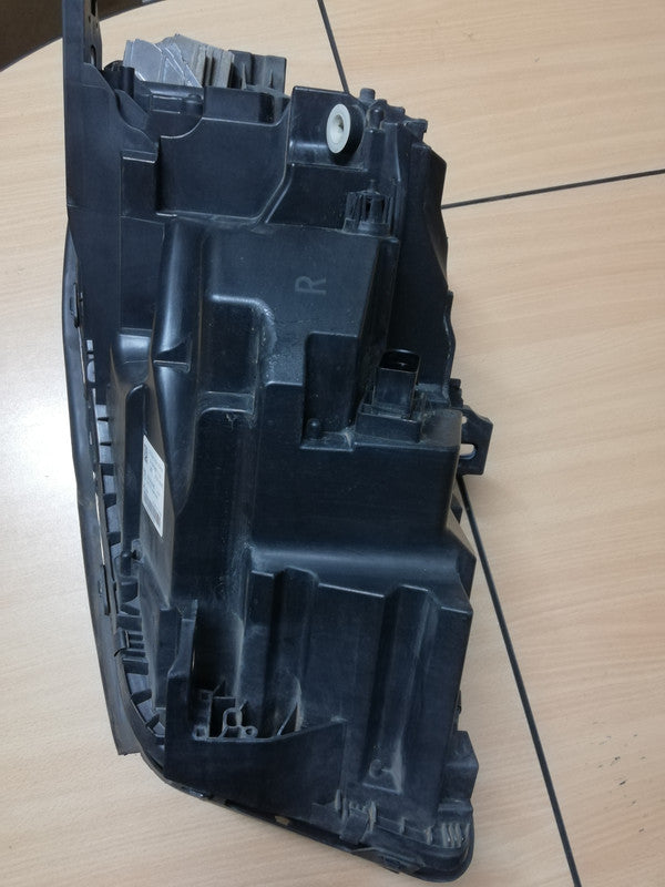 Mercedes-Benz GLA W156, 2019 Right Headlight