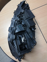 Mercedes-Benz GLA W156, 2019 Right Headlight