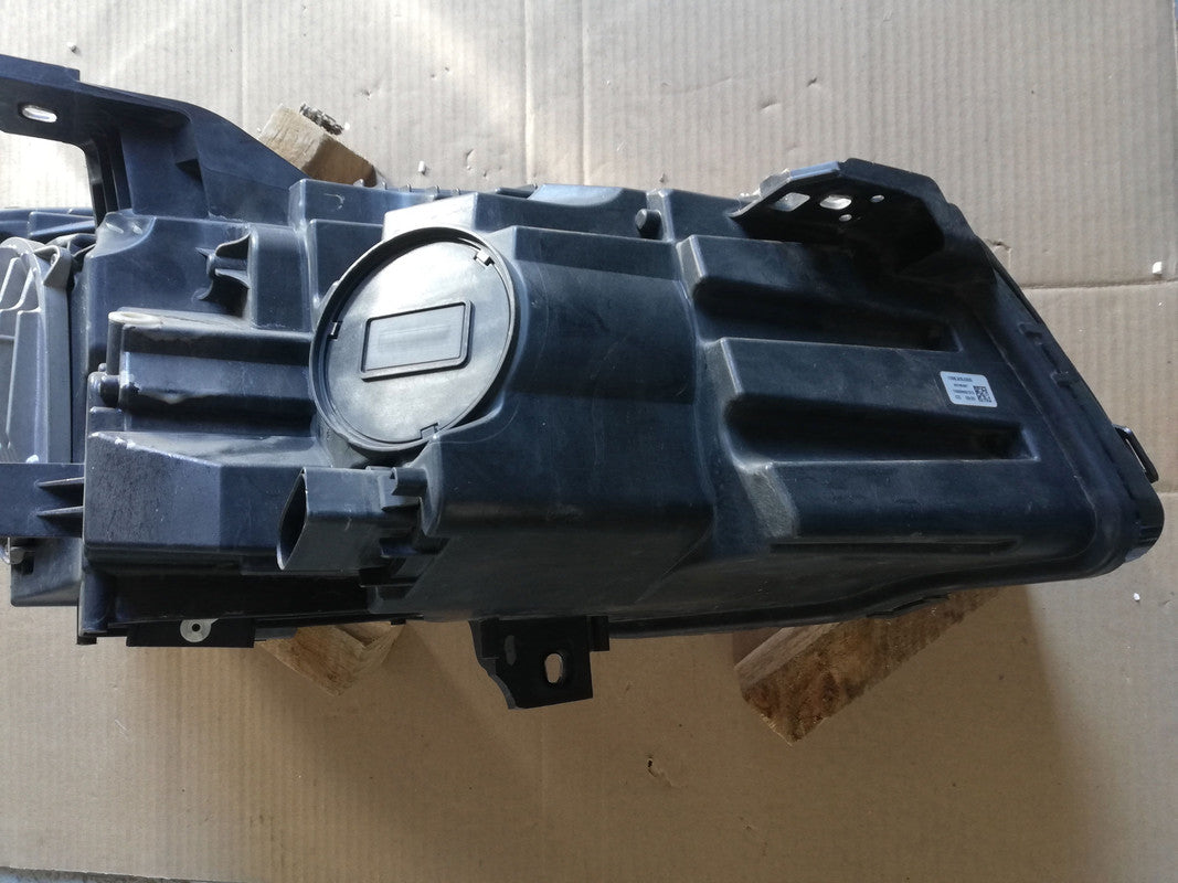 Mercedes-Benz CLA W117 Left Headlight