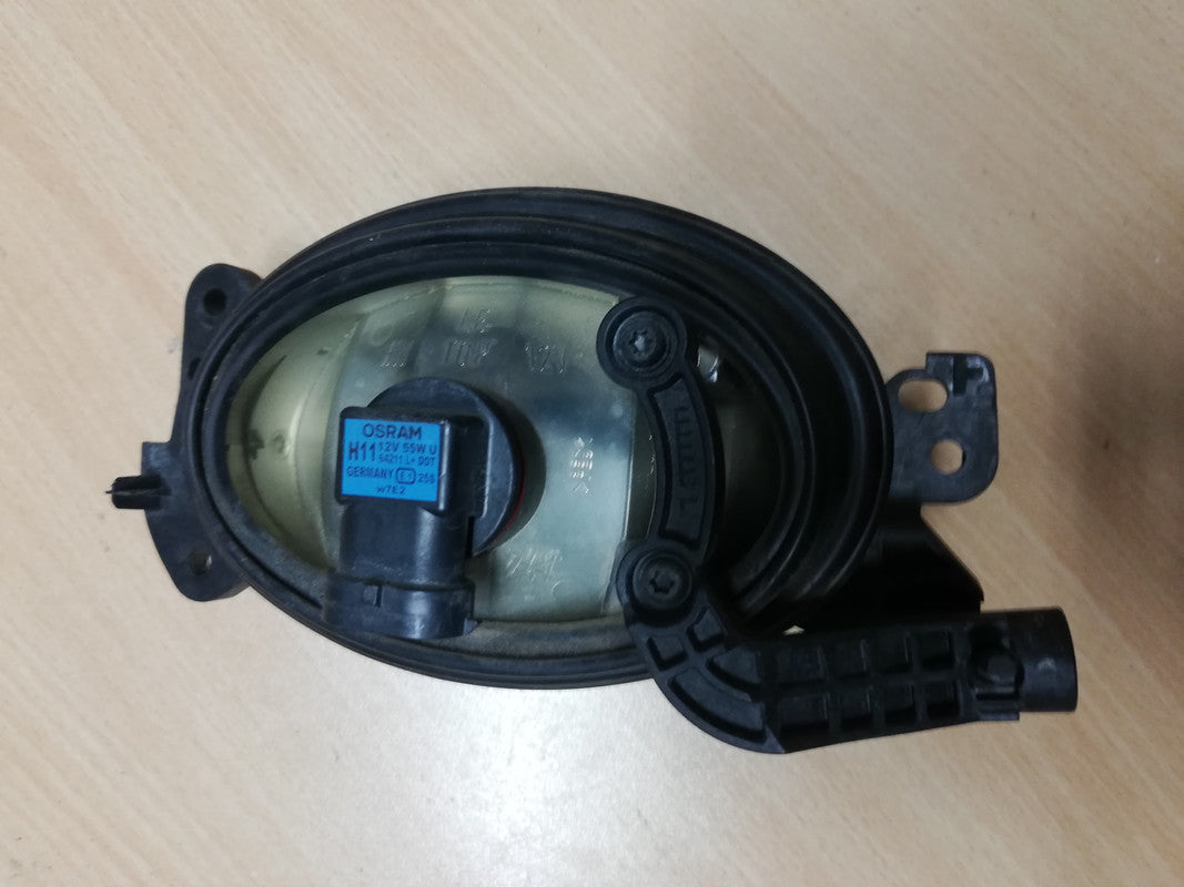 Mercedes-Benz C-Class W204, 2008 Left Fog Light