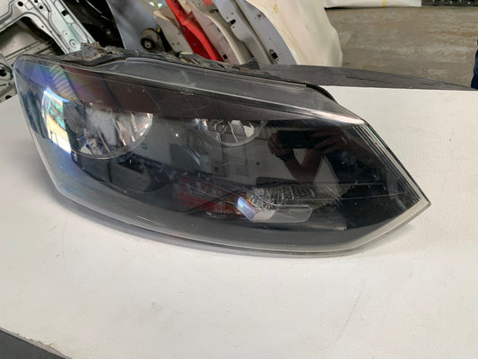 Volkswagen Polo Right Headlight