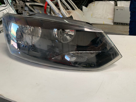 Volkswagen Polo Right Headlight