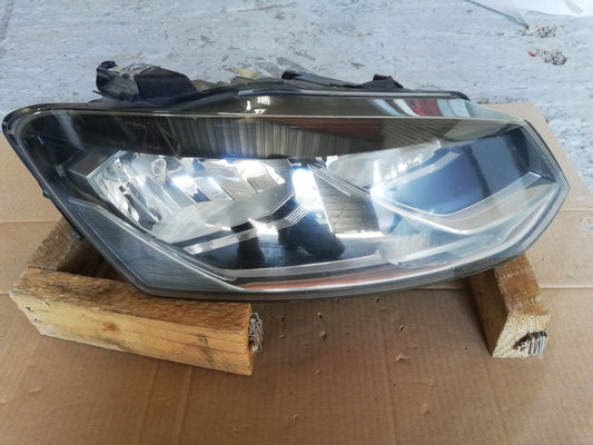 Volkswagen Polo Right Headlight
