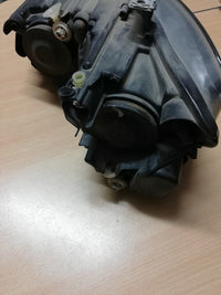 Volkswagen Polo Right Headlight