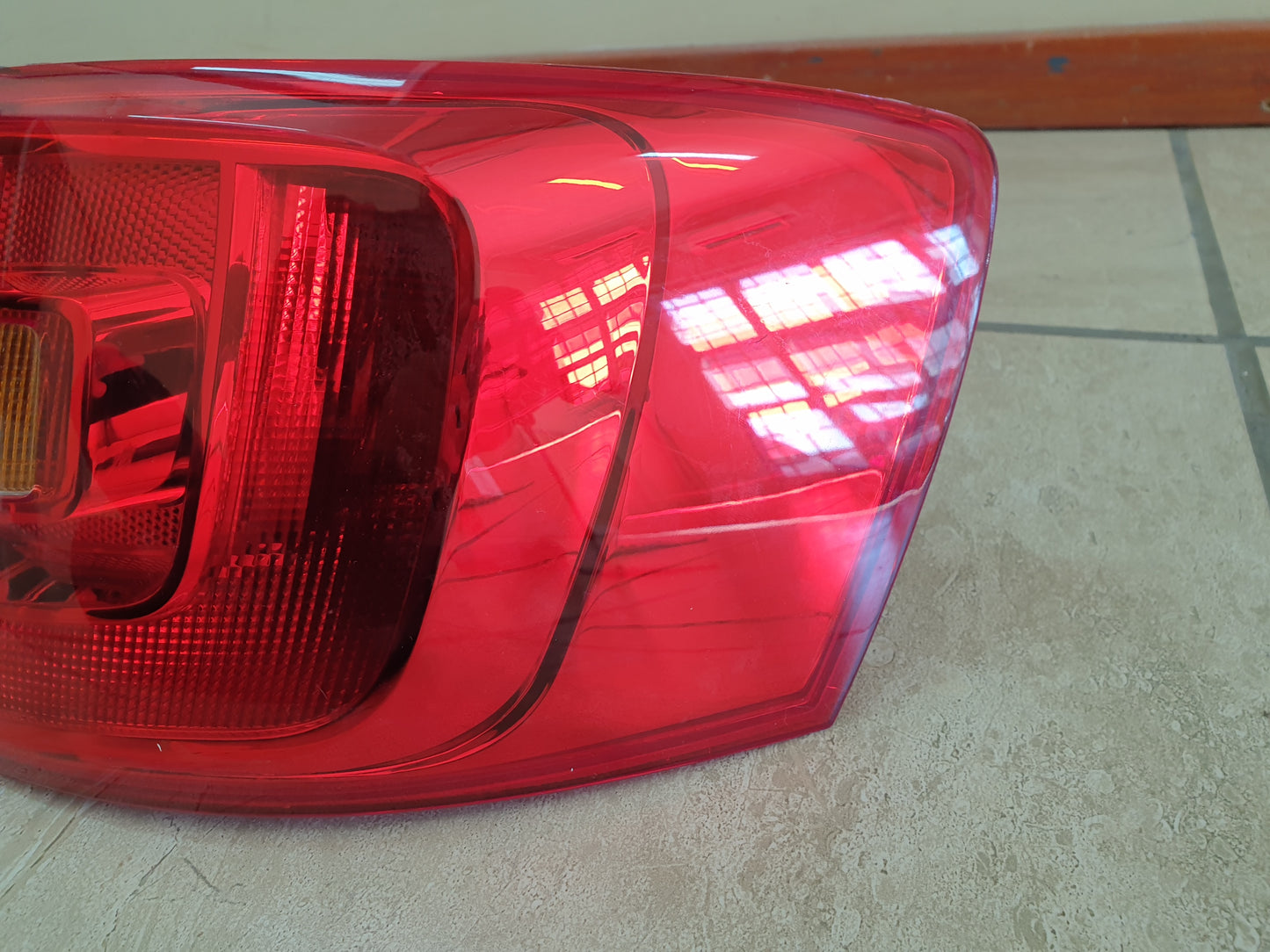 Volkswagen Jetta 6 Right Taillight