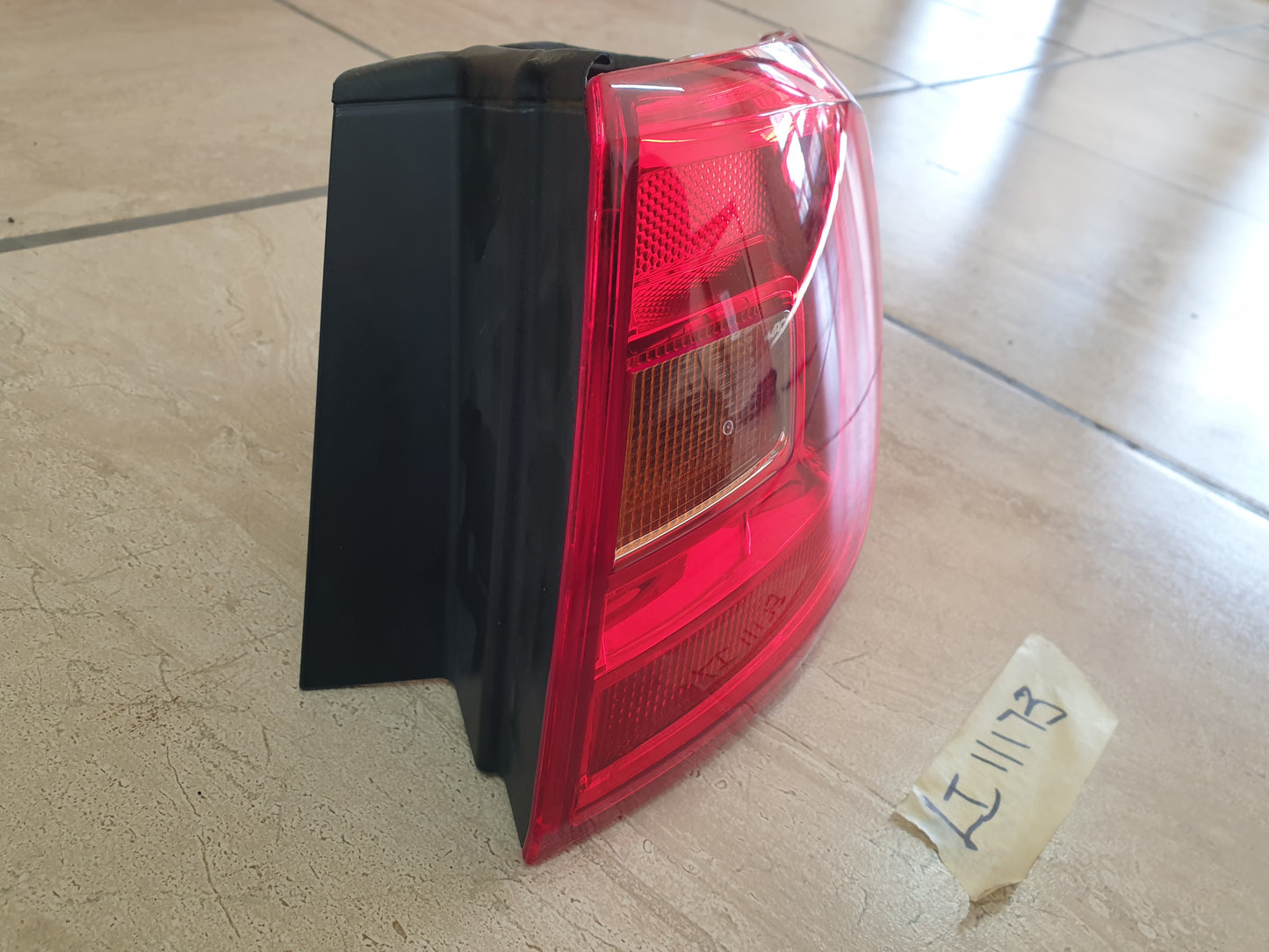 Volkswagen Jetta 6 Right Taillight
