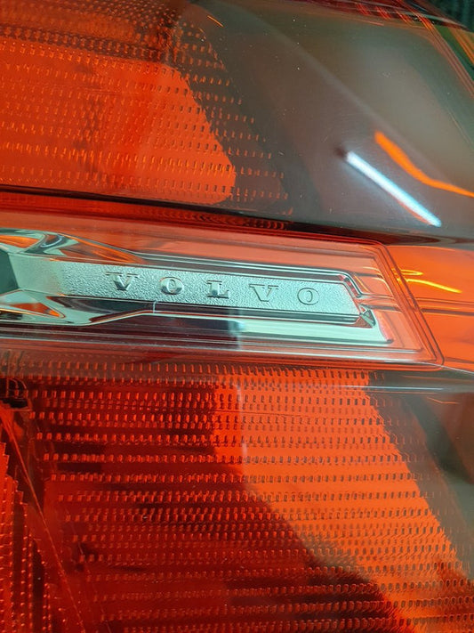 Volvo XC60 2021 Right Rear Taillight