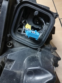 Mercedes-Benz GLE W166 Right Headlight