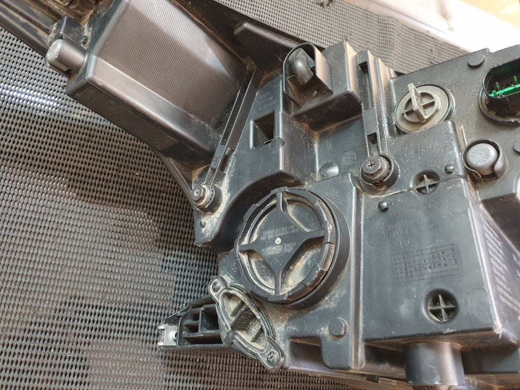 KIA Seltos 2018, 2019, 2020, 2021, 2022, 2023 Left Headlight