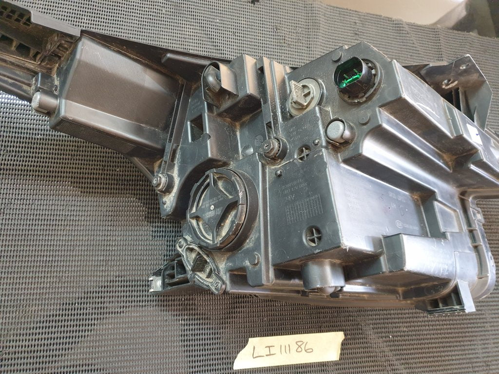 KIA Seltos 2018, 2019, 2020, 2021, 2022, 2023 Left Headlight
