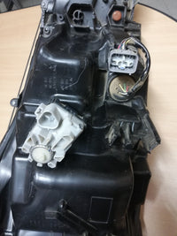 Toyota Hilux Legend Left Headlight