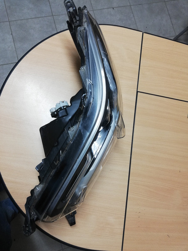 Toyota Hilux Legend Left Headlight