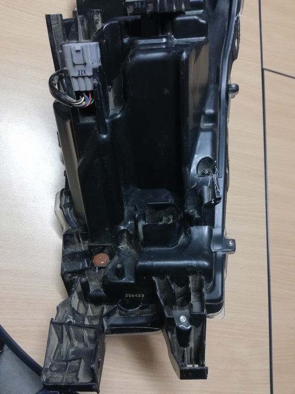 Toyota Hilux Legend Left Headlight