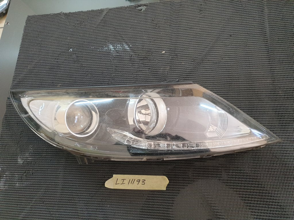 KIA Sportage 2012 Right Headlight