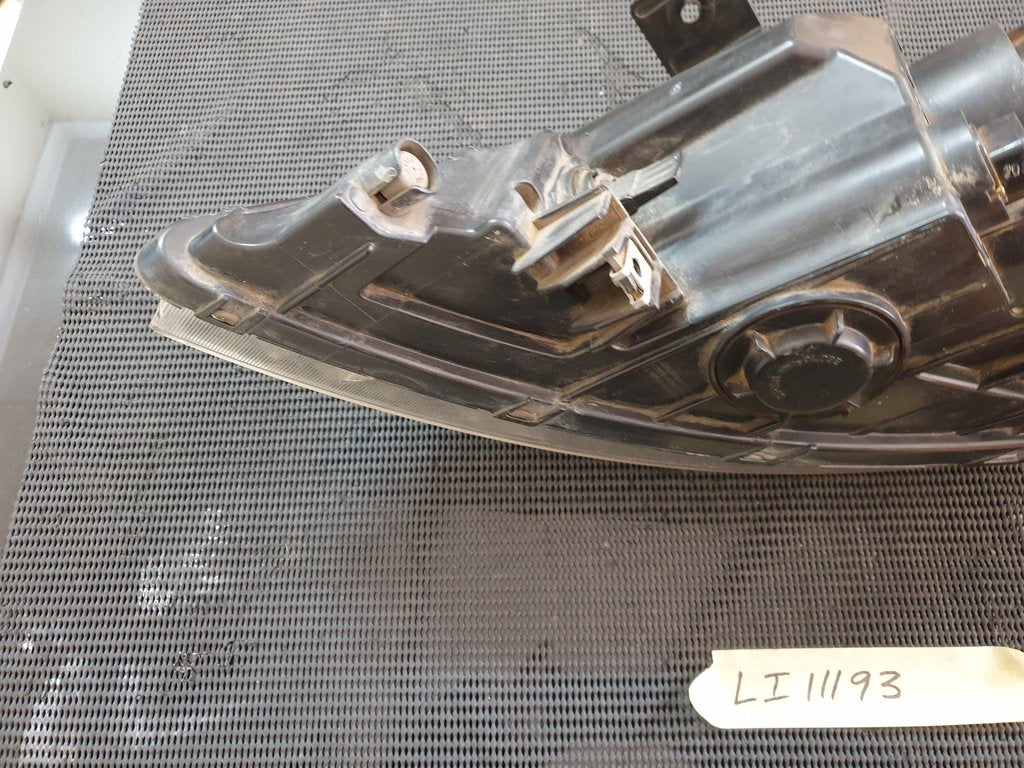 KIA Sportage 2012 Right Headlight