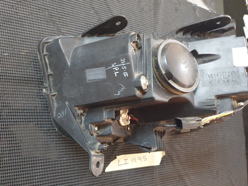Mahindra Scorpio 2022 Right Headlight