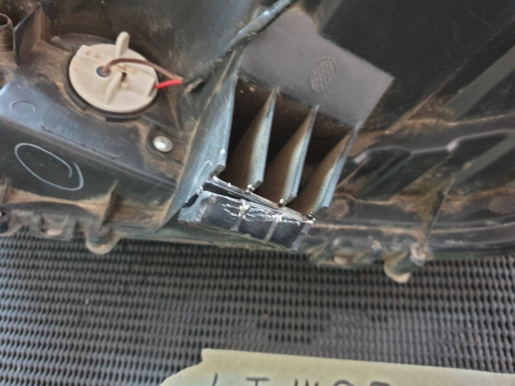 Mahindra Scorpio 2022 Right Headlight