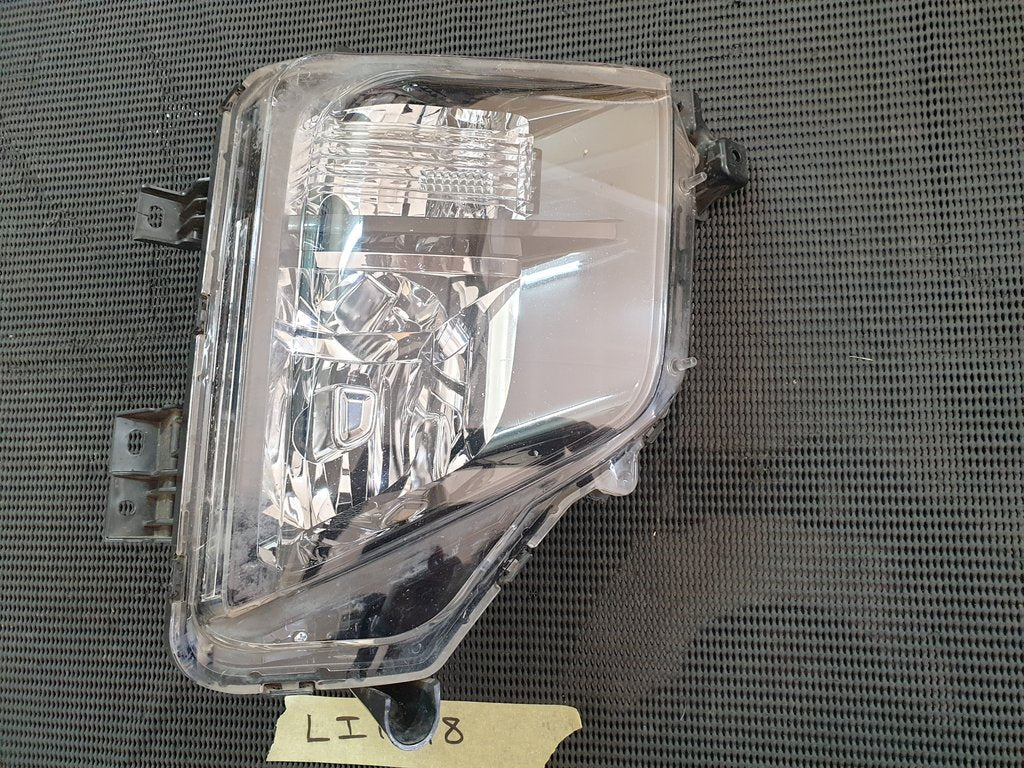 Mitsubishi Triton Right Headlight