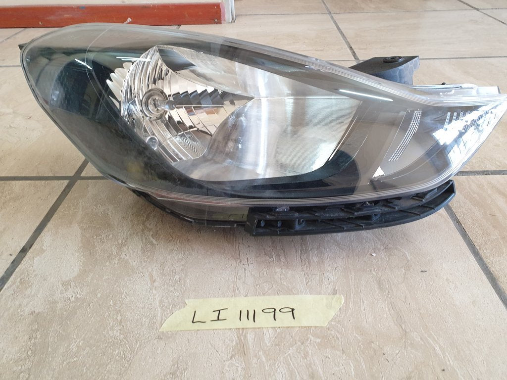 Hyundai I20 Right Headlight