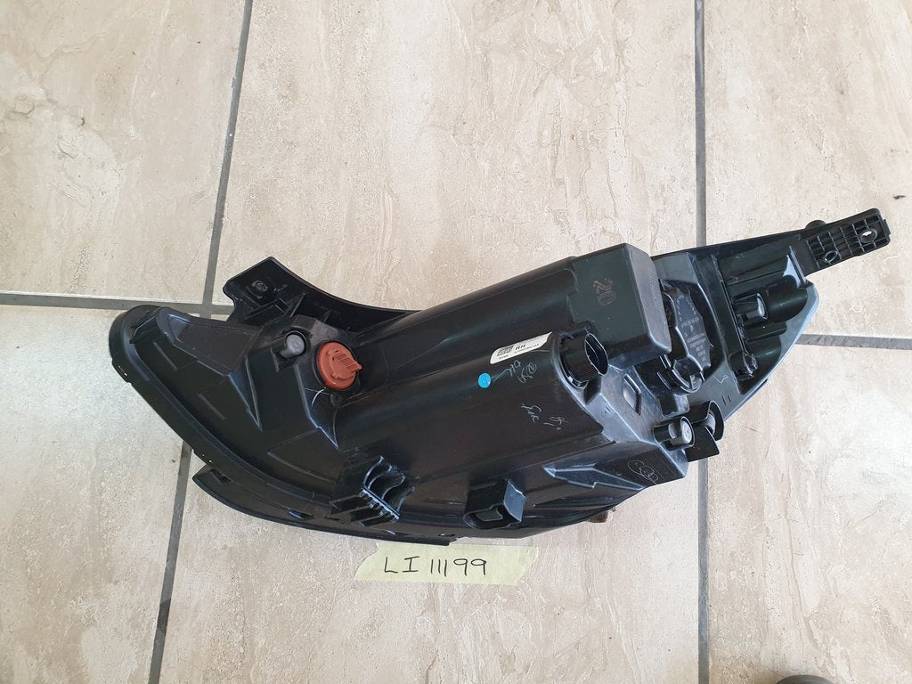 Hyundai I20 Right Headlight