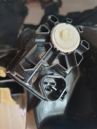 Isuzu D-Max Left Headlight