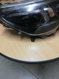 Toyota Hilux Right Headlight