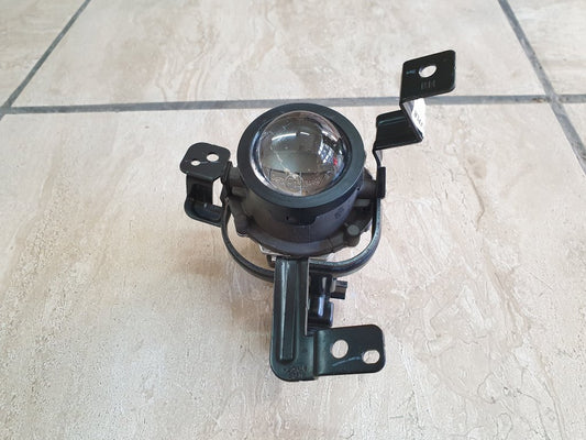 Hyundai I10 Fog light Fog Light With Right Mounting Bracket