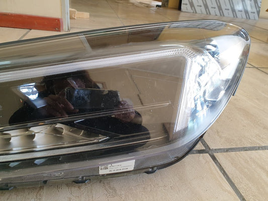 Hyundai Tucson Left Headlight