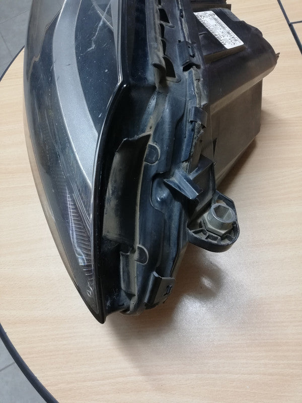 Mercedes-Benz C-Class W205 Right Headlight